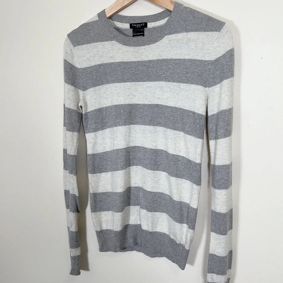 Aritzia Talula Soft Cashmere Rabbit Hair Blend Sweater - Picture 2 of 14